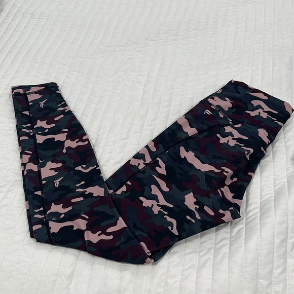 Fabletics Define PowerHold® High-Waisted Legging - Picture 1 of 3